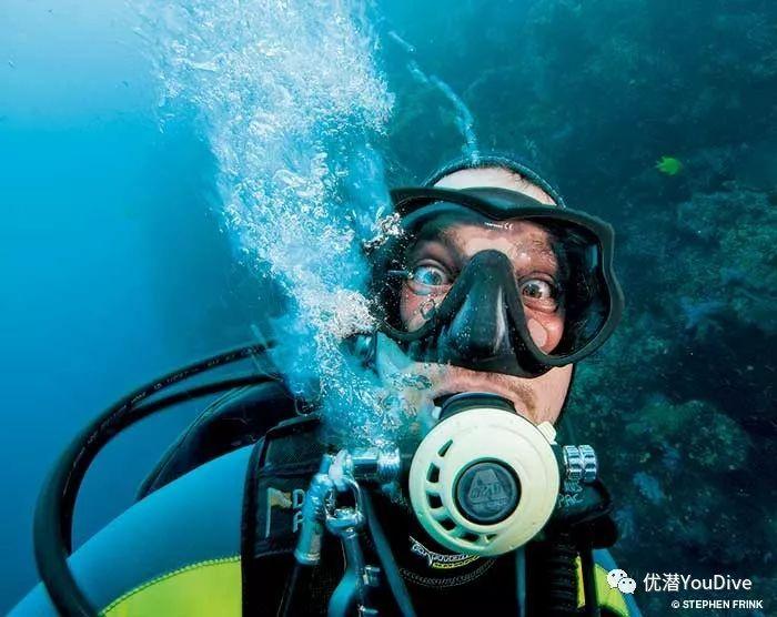 闽南千年渔村蟳埔:簪花成海引客来